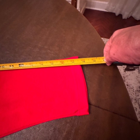 WOMENS - TAMPA BAY BUCCANEERS NFL JERSEY - SIZE XL - Picture 11 of 15